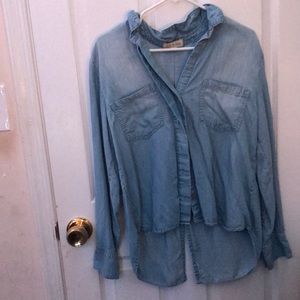 Women’s button up shirt